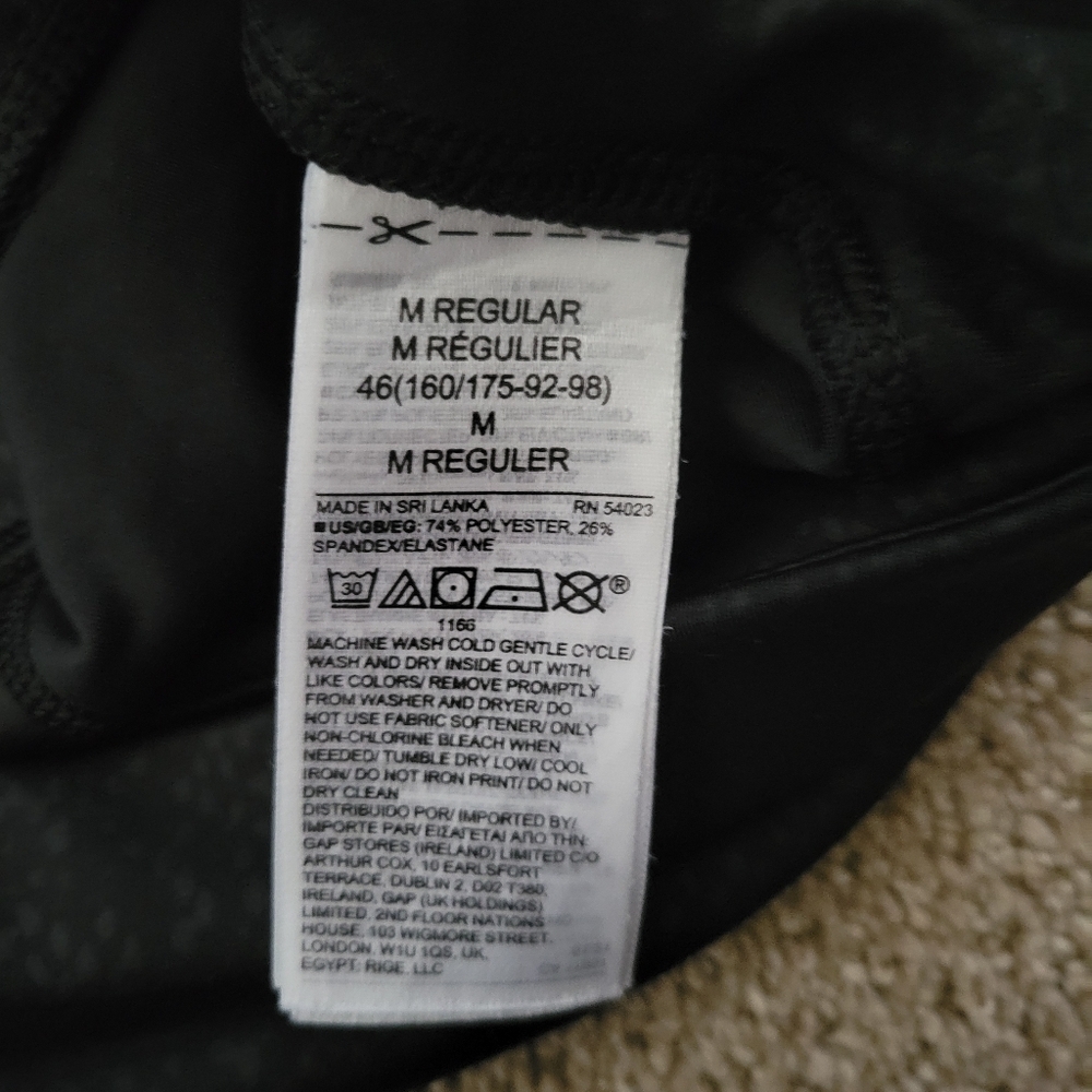Gap Fit Eclipse Black Snakeskin Side Zipper High Waisted Legging - Picture 9 of 12
